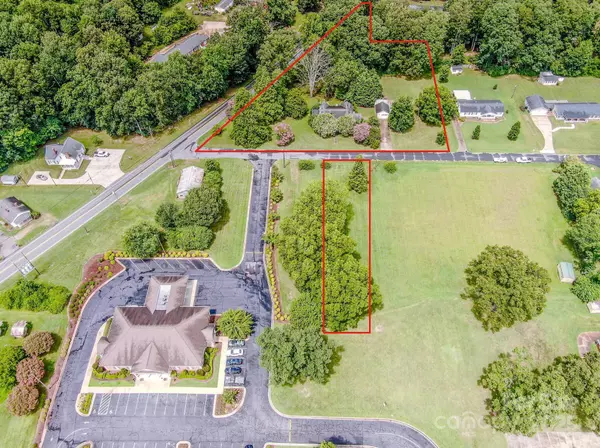 2404 E Hwy 150 RD, Lincolnton, NC 28092