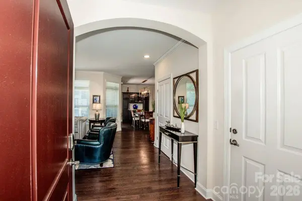 147 Brawley Point CIR, Mooresville, NC 28117