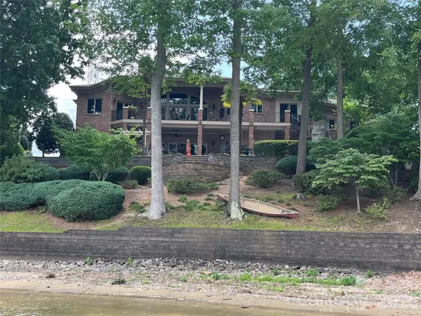 222 April RD, Troutman, NC 28166