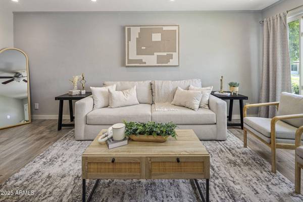 6714 E 6TH Street, Scottsdale, AZ 85251