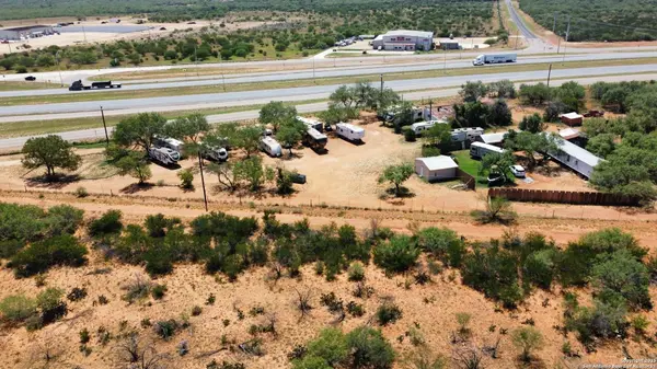 2112 interstate 35, Cotulla, TX 78014