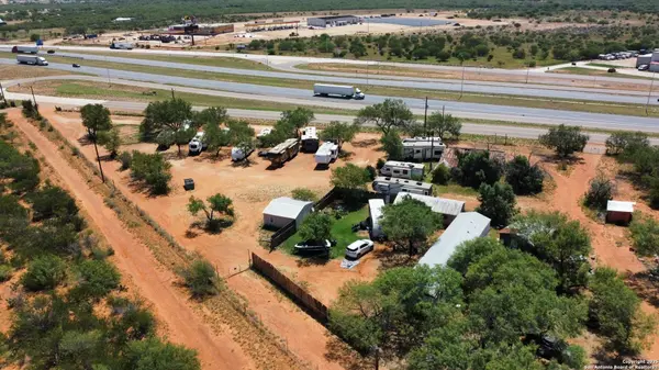 2112 interstate 35, Cotulla, TX 78014