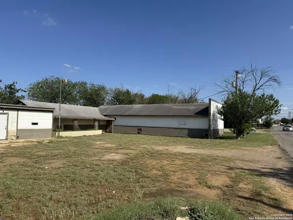 502 front, Cotulla, TX 78014