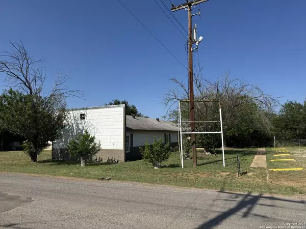 502 front, Cotulla, TX 78014