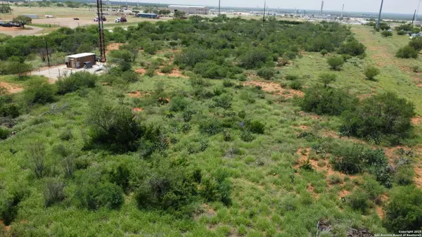 2438 Interstate 35, Cotulla, TX 78014