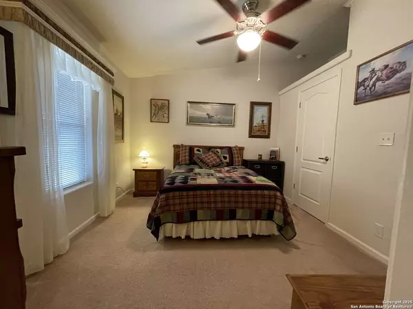 1559 County Road 414, Uvalde, TX 78801