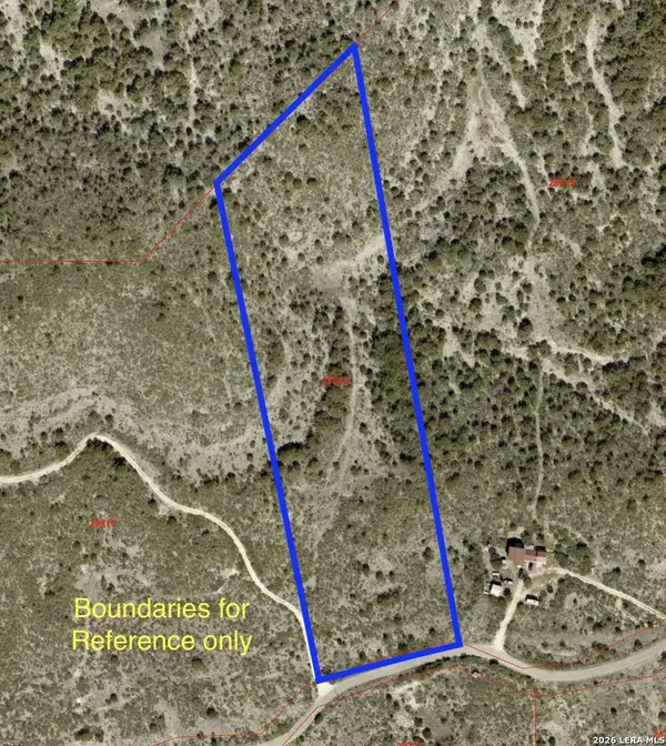 3340 CR 429, Uvalde, TX 78801