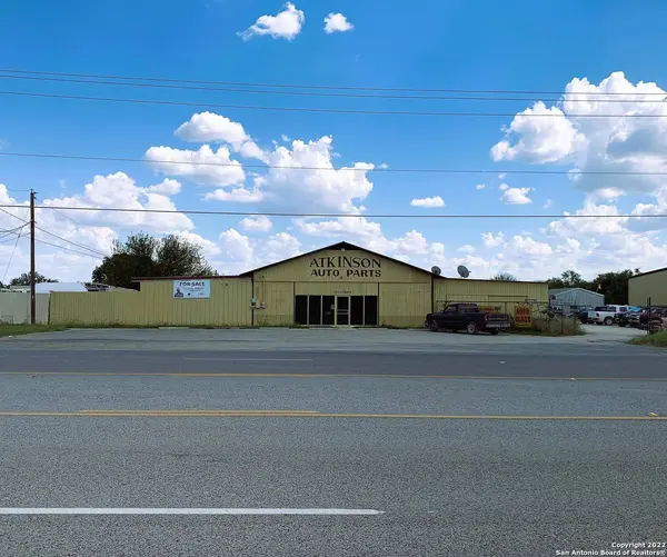 3655 MAIN ST, Uvalde, TX 78801