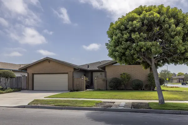 981 Sierra Madre Drive, Salinas, CA 93901