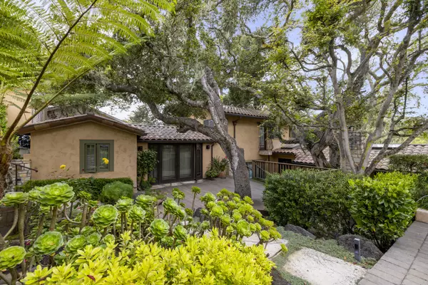 Carmel-by-the-sea,,Santa Rita 4 SW of Ocean