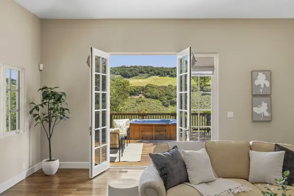 25748 Paseo El Cajon, Monterey, CA 93940