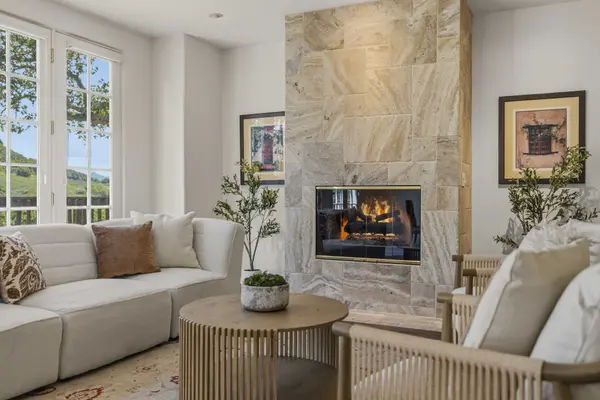 25748 Paseo El Cajon, Monterey, CA 93940