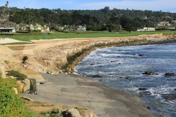 Top 10 Golf Courses in Monterey County: Where Ocean Cliffs Meet Forest Greens