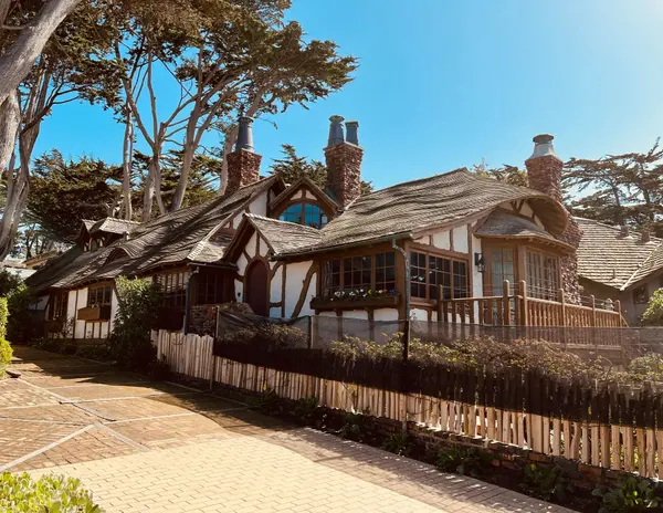 The Architecture of Carmel,The Ruiz Group
