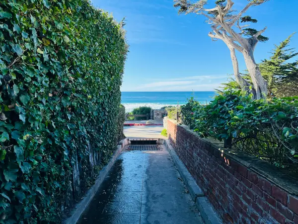 Types of Easements on the Monterey Peninsula