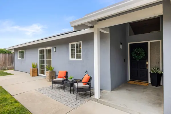 321 Primavera Way, Salinas, CA 93901