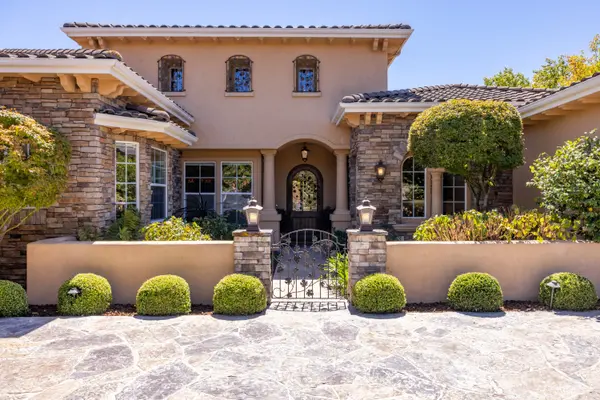 405 Estrella Doro, Monterey, CA 93940