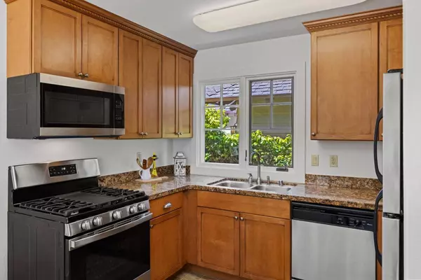 180 Central AVE, Pacific Grove, CA 93950