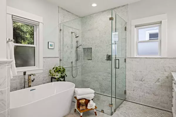 155 12th ST, Pacific Grove, CA 93950