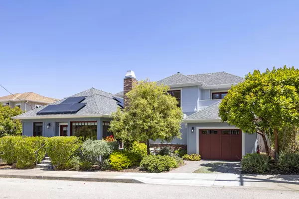 155 12th Street, Pacific Grove, CA 93950
