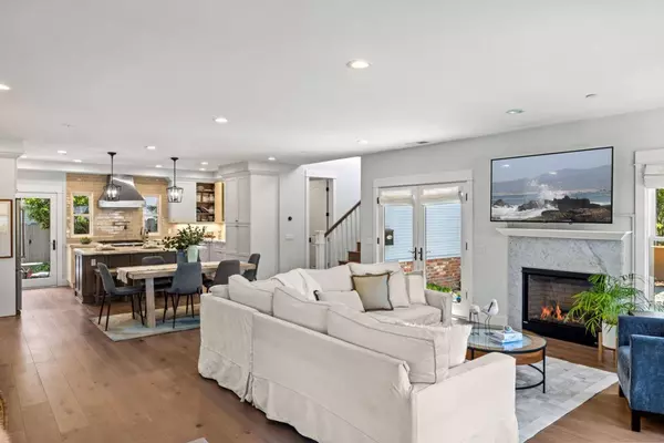 155 12th ST, Pacific Grove, CA 93950