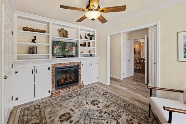 1255 Josselyn Canyon RD, Monterey, CA 93940