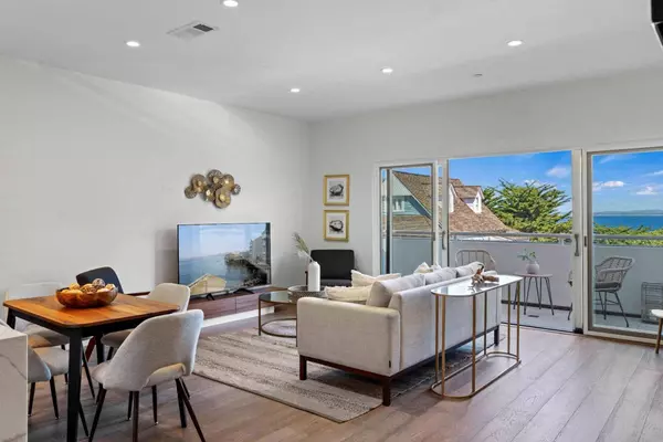 457 Wave ST 1, Monterey, CA 93940