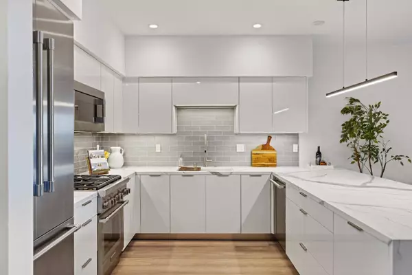 457 Wave ST 1, Monterey, CA 93940