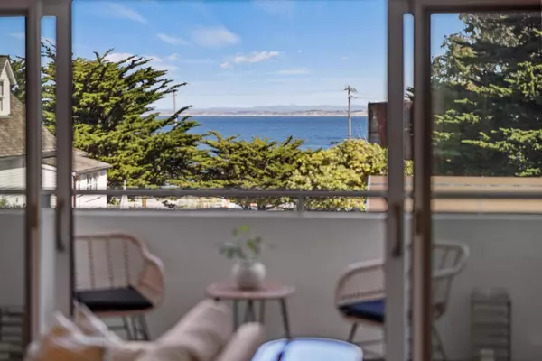 457 Wave ST 1, Monterey, CA 93940