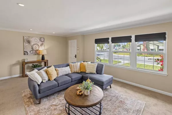 209 Orange DR, Salinas, CA 93901