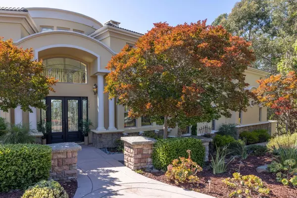 122 Zanzibar DR, Aptos, CA 95003