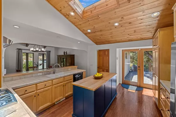 11660 Mccarthy RD, Carmel Valley, CA 93924