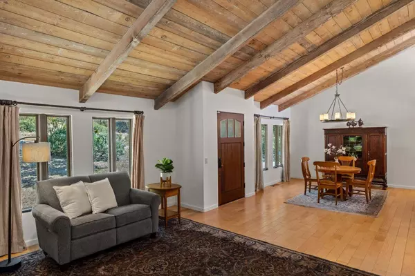 11660 Mccarthy RD, Carmel Valley, CA 93924