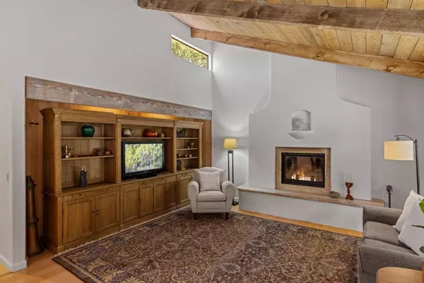 11660 Mccarthy RD, Carmel Valley, CA 93924