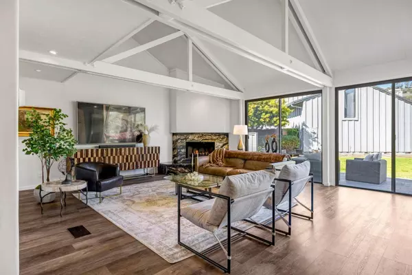 28069 Heron CT, Carmel Valley, CA 93923