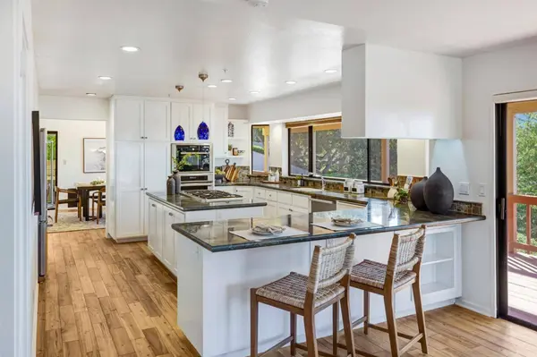 25460 Boots RD, Monterey, CA 93940