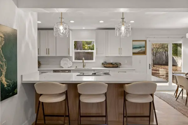 721 Oak ST, Monterey, CA 93940