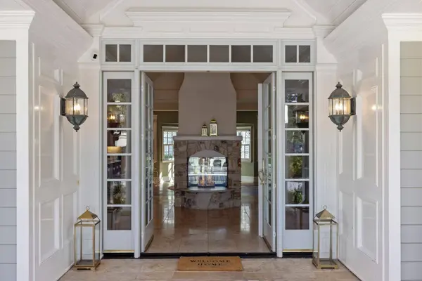 13 Sylvan PL, Monterey, CA 93940