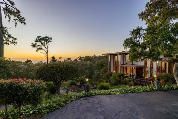 88A Corona RD, Carmel Highlands, CA 93923