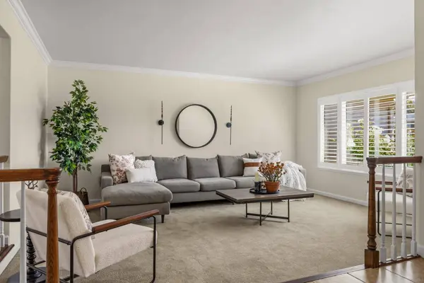 3 White Tail LN, Monterey, CA 93940