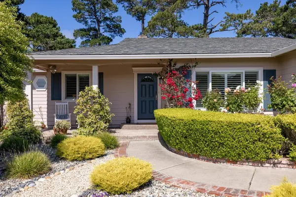 3 White Tail LN, Monterey, CA 93940