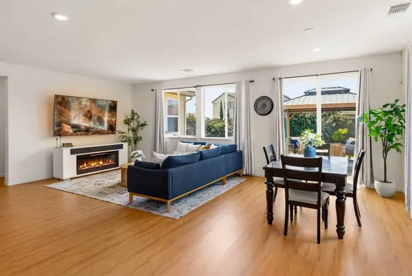 6 Campania Ci, Salinas, CA 93905
