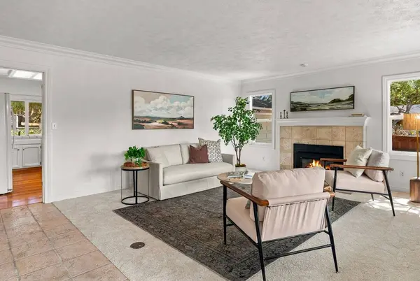 485 Grove Acre Avenue, Pacific Grove, CA 93950