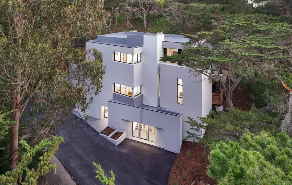 164 Spindrift Rd #A, Carmel, CA 93923-9731
