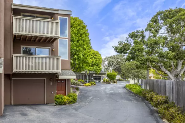 1037 Highland St #A, Seaside, CA 93955-6120