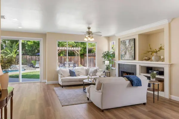 895 Oak Brook WAY, Gilroy, CA 95020