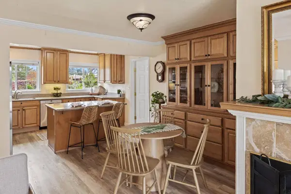 1255 Josselyn Canyon RD, Monterey, CA 93940