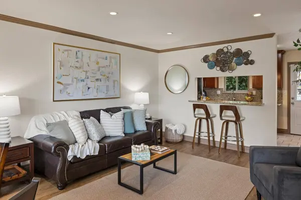 1037 Highland ST A, Seaside, CA 93955