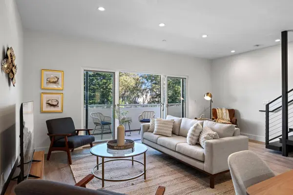 457 Wave ST 1, Monterey, CA 93940