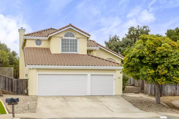 288 Sirena del Mar Rd, Marina, CA 93933-4306
